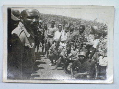 La guerre mal nomm&eacute;e du Cameroun (1956-1971) : &eacute;tat des lieux des connaissances et perspectives de recherches